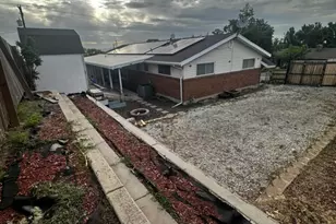 386 E 2100 S, Bountiful, UT 84010 - Photo 29