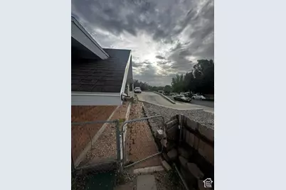 386 E 2100 S, Bountiful, UT 84010 - Photo 31