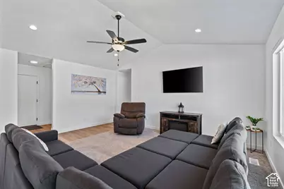 2393 E Sunflower Dr S, Eagle Mountain, UT 84005 - Photo 21
