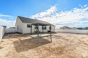 2393 E Sunflower Dr S, Eagle Mountain, UT 84005 - Photo 41
