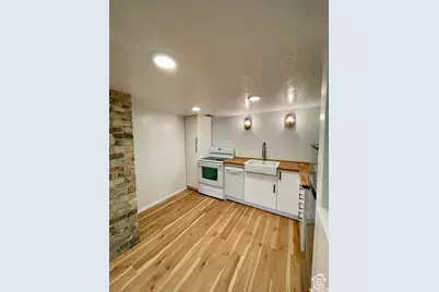 701 E 400 S, Provo, UT 84606 - Photo 21
