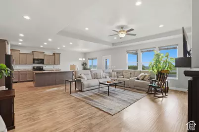 5679 S 650 E, Washington Terrace, UT 84405 - Photo 13
