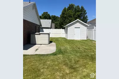 4010 Meadow Wood Dr, Riverdale, UT 84405 - Photo 21