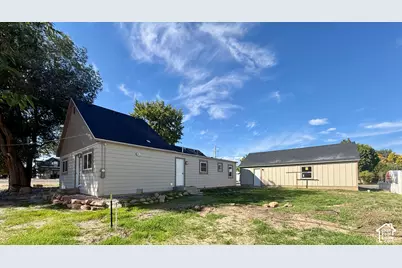 992 N 2500 W, Vernal, UT 84078 - Photo 3