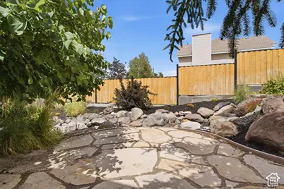 2313 E Rockview Dr, Sandy, UT 84092 - Photo 23