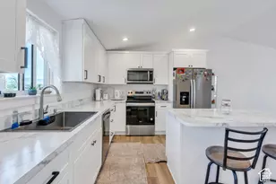 4382 W Cortney Dr, West Valley, UT 84120 - Photo 3