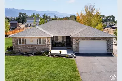 170 E 400 N, Mount Pleasant, UT 84647 - Photo 1