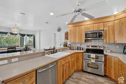 170 E 400 N, Mount Pleasant, UT 84647 - Photo 25