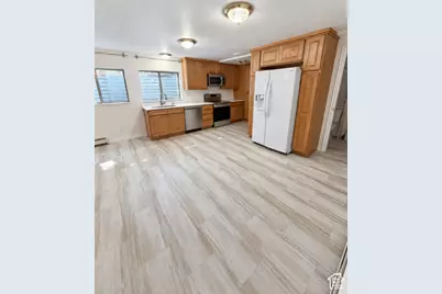 1806 E 9800 S, Sandy, UT 84092 - Photo 13