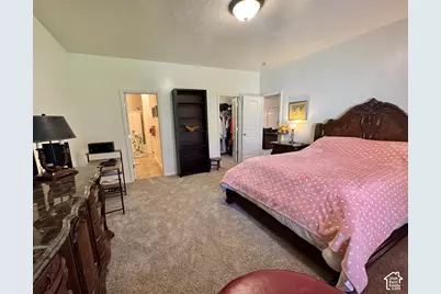 422 E 500 S #UNIT E, Vernal, UT 84078 - Photo 7