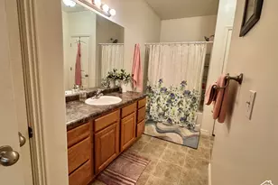 422 E 500 S, Vernal, UT 84078 - Photo 9