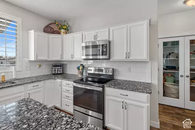 5667 W 3900 S, Hooper, UT 84315 - Photo 5