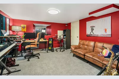 815 E 4200 S, Murray, UT 84107 - Photo 15
