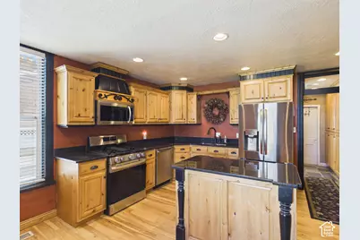 264 E 300 N, American Fork, UT 84003 - Photo 9