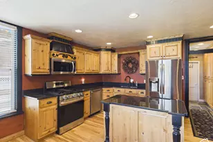 264 E 300 N, American Fork, UT 84003 - Photo 9