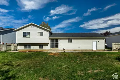1123 W 2450 N, Clinton, UT 84015 - Photo 21