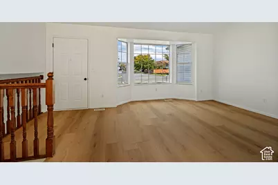 1123 W 2450 N, Clinton, UT 84015 - Photo 7
