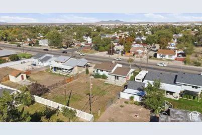 6255 W 3500 S, West Valley, UT 84128 - Photo 47