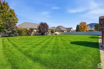 1447 W Meadow Ln, Mapleton, UT 84664 - Photo 47