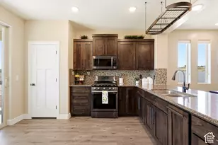 643 N Creekview Dr, Panguitch, UT 84759 - Photo 15