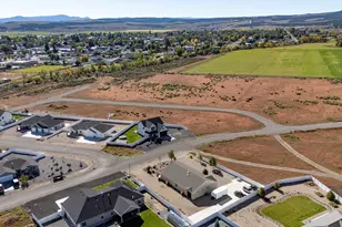 643 N Creekview Dr, Panguitch, UT 84759 - Photo 51