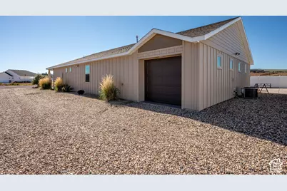 643 N Creekview Dr, Panguitch, UT 84759 - Photo 43