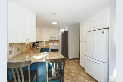 3308 E Willow Ridge Rd S, Cottonwood Heights, UT 84121 - Photo 35
