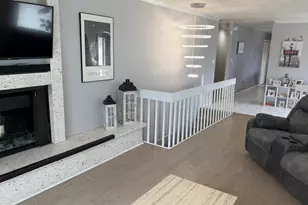 517 E 1400 N, Centerville, UT 84014 - Photo 3