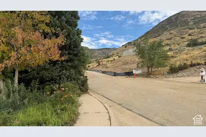 517 E 1400 N, Centerville, UT 84014 - Photo 25