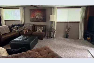 517 E 1400 N, Centerville, UT 84014 - Photo 21