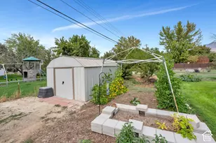 940 S 100 W, Orem, UT 84057 - Photo 17