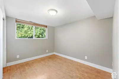 9626 S Flint Dr, Sandy, UT 84094 - Photo 47