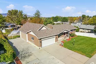 9626 S Flint Dr, Sandy, UT 84094 - Photo 9