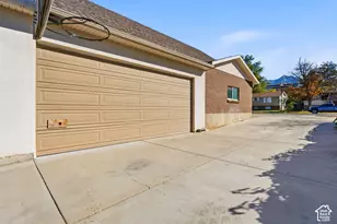 9626 S Flint Dr, Sandy, UT 84094 - Photo 67