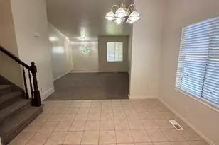 404 S Main St, Kaysville, UT 84037 - Photo 5