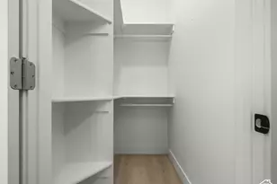 881 W 200 S, Provo, UT 84601 - Photo 19