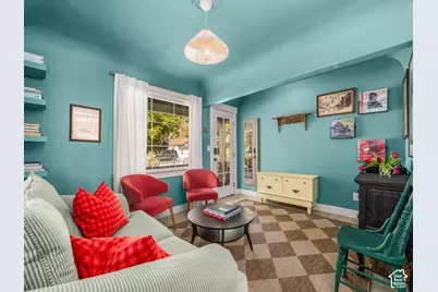 881 W 200 S, Provo, UT 84601 - Photo 5