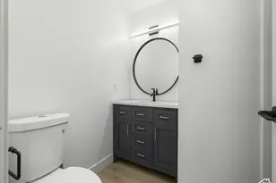 881 W 200 S, Provo, UT 84601 - Photo 17
