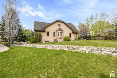 3168 E Bavarian Ct, Sandy, UT 84093 - Photo 35