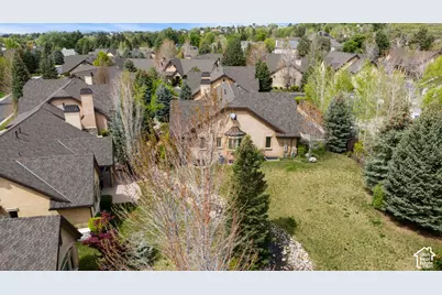 3168 E Bavarian Ct, Sandy, UT 84093 - Photo 39