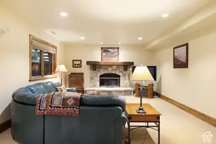 3168 E Bavarian Ct, Sandy, UT 84093 - Photo 29