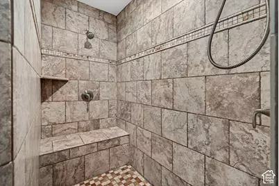 928 E 1100 N, Orem, UT 84097 - Photo 15