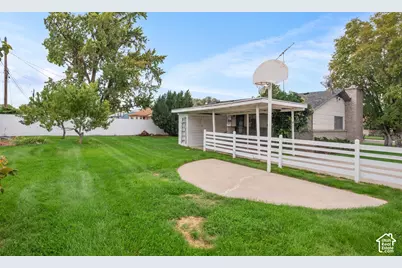 690 N 120 E, Orem, UT 84057 - Photo 25