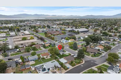 690 N 120 E, Orem, UT 84057 - Photo 33