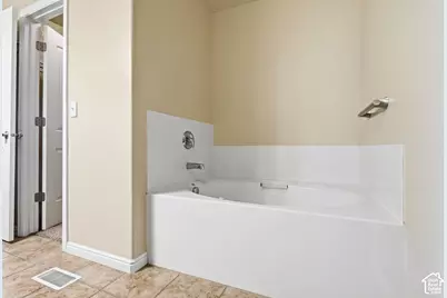 872 N Farmington Xing, Farmington, UT 84025 - Photo 21