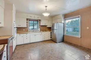 383 W 7500 South 6th Ave S, Midvale, UT 84047 - Photo 7