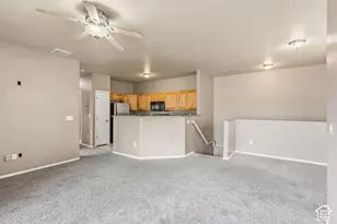 12802 S Timber Run Dr, Riverton, UT 84065 - Photo 7