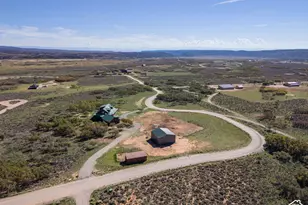 16 N Porcupine Ln, La Sal, UT 84530 - Photo 21
