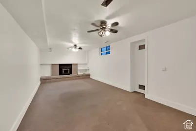 360 E 400 N, Centerville, UT 84014 - Photo 23