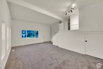 360 E 400 N, Centerville, UT 84014 - Photo 11